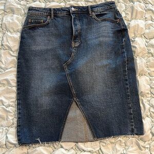 Midi denim skirt